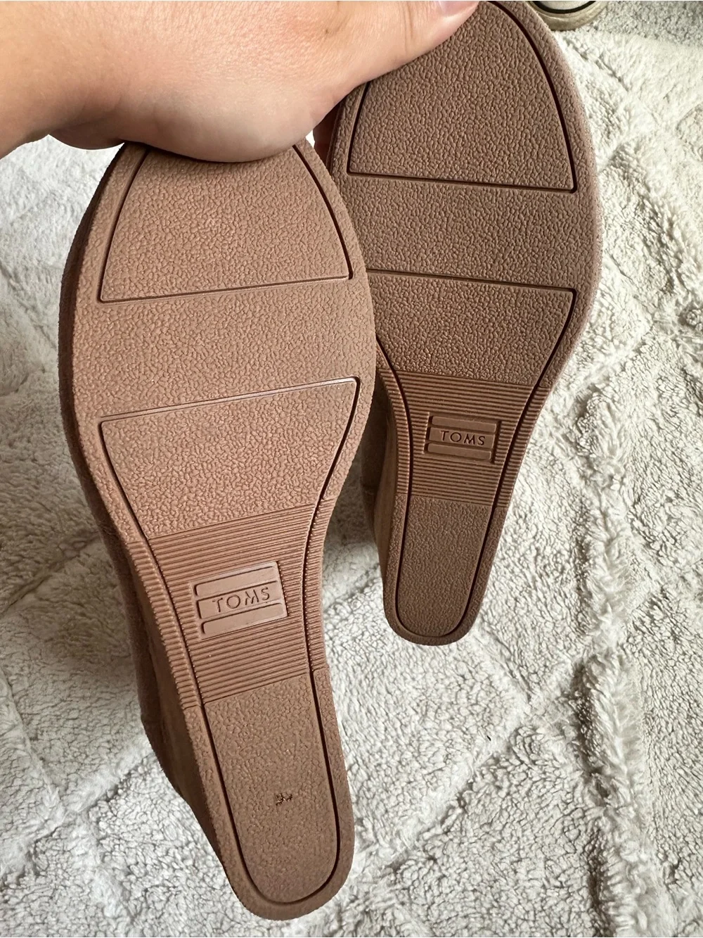 TOMS | Bailey Women's Wedge Ankle Boots Suede Warm Taupe | Size 6.5